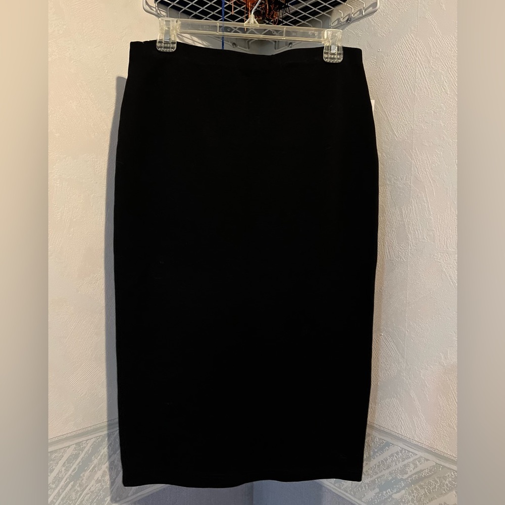Black skirt